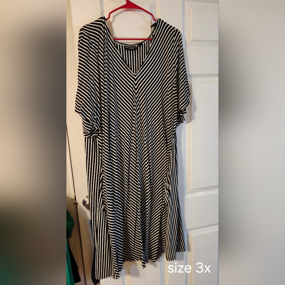*Last Chance* White Stripe dress